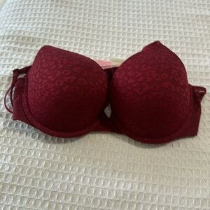 Pink‎ Padded Everywhere Lace Cheetah Bra